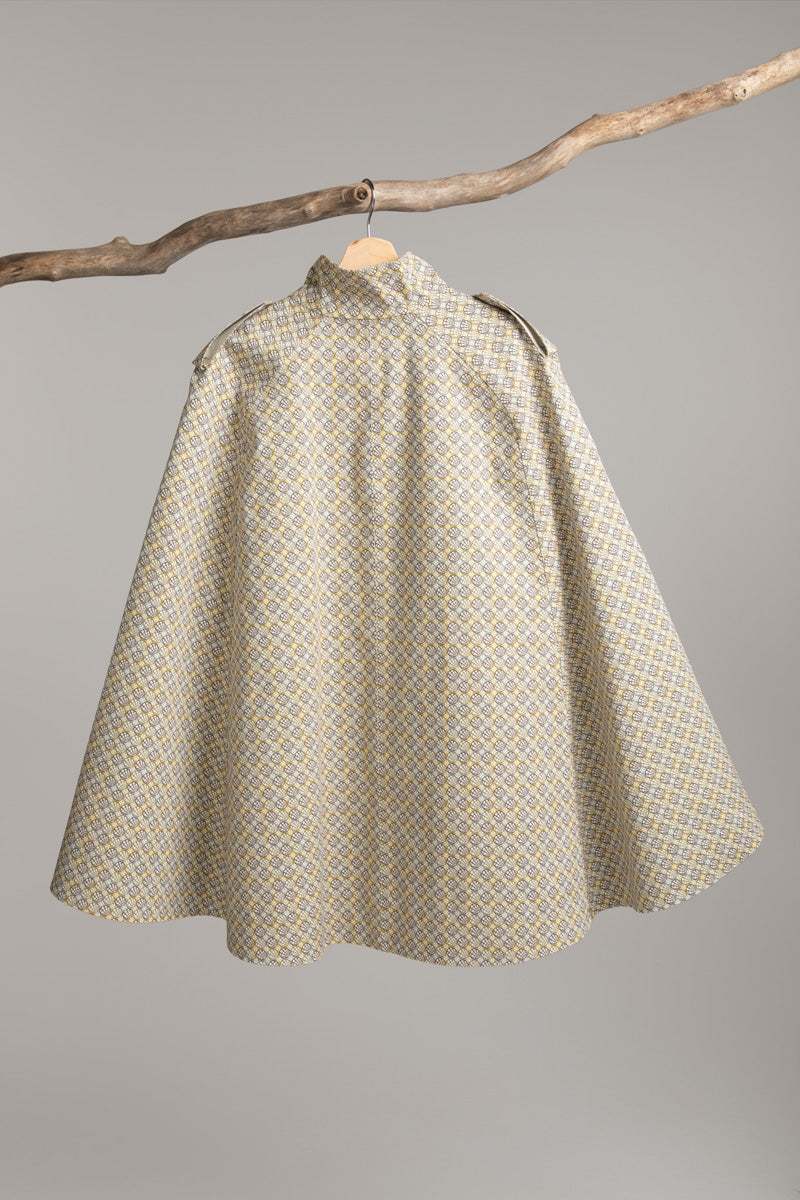 Cape | Globe Print / Mastic